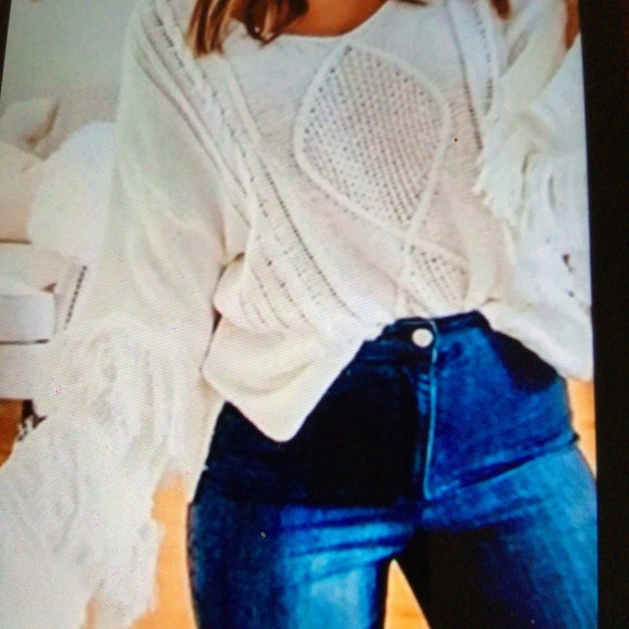 3xHP💝Ivory Boho vneck fringed sweater sz small - Picture 4 of 4